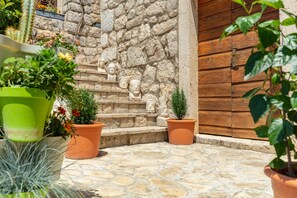 Exterior detail - Summer Cottage (Dubrovnik)