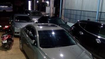 Estacionamento grátis com manobrista