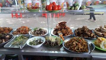 Daily local cuisine breakfast for a fee
