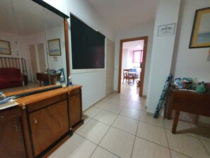 Free WiFi, bed sheets - Doramas Private Rooms Shared Toilet (San Bartolomé de Tirajana)