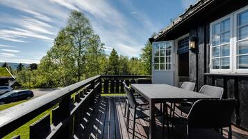 Cabin, 2 Bedrooms | Terrace/patio