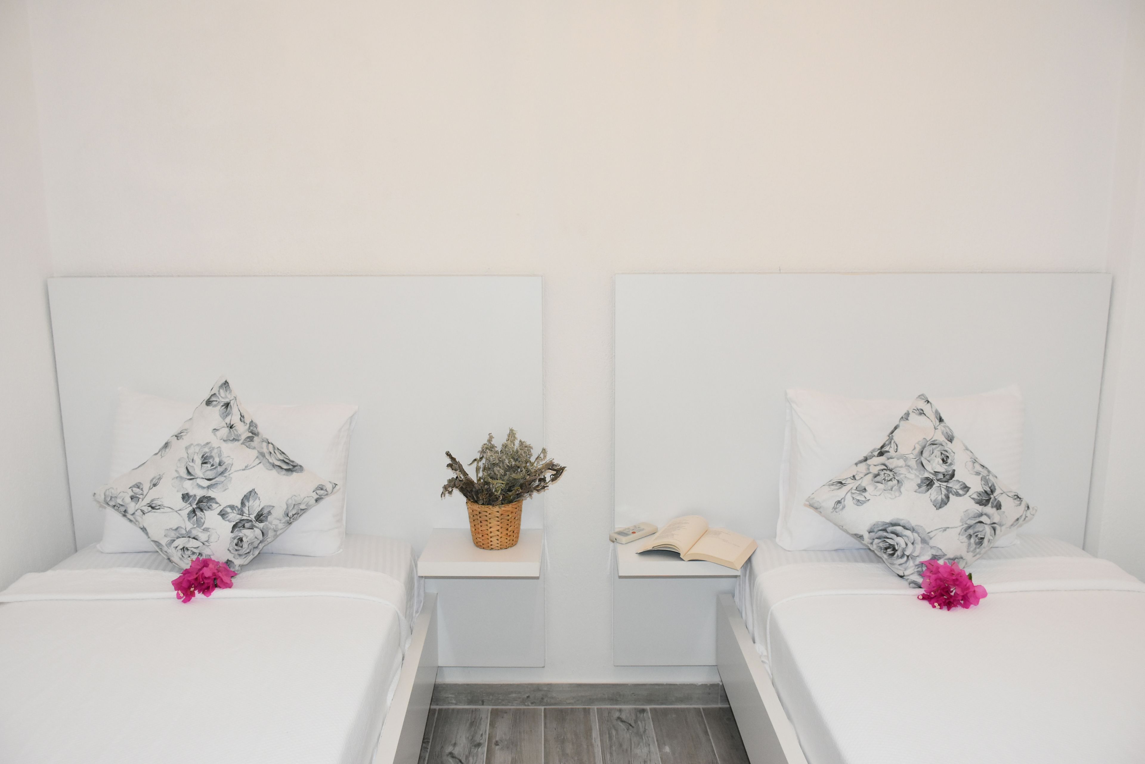 family apartment, 2 bedrooms, kitchen, city view | desk, soundproofing, free wifi, bed sheets