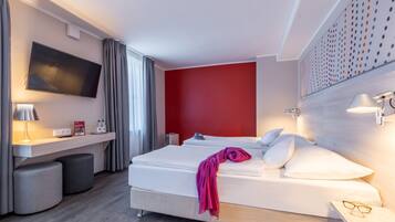 Quarto casal standard, 1 cama de casal | Escrivaninha, quartos à prova de som, Wi-Fi de cortesia, roupa de cama