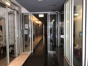 Exterior - City Lifestyle Accommodation - Hostel (Melbourne)