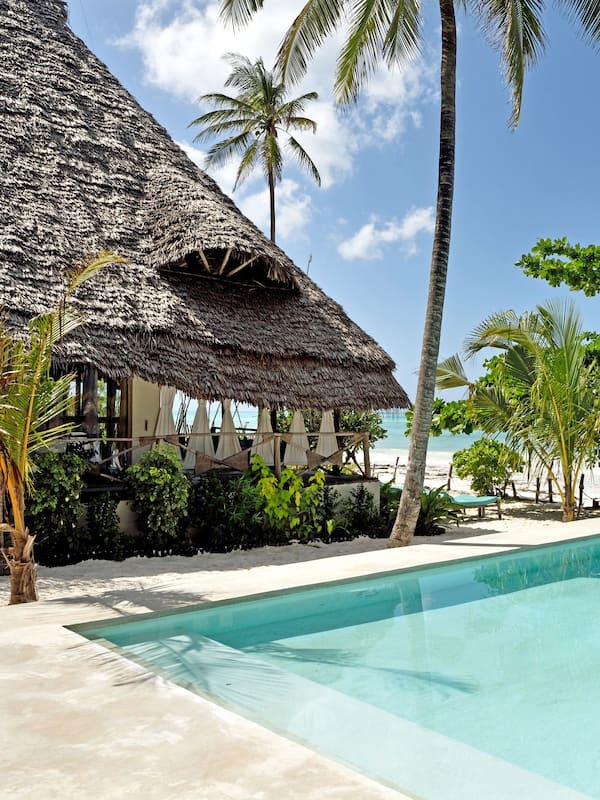 Private pool
