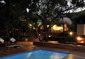 4 piscinas al aire libre