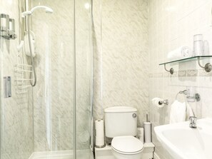 The Sugar Loaf Room | Bathroom | Shower, bathrobes, towels, soap - Hardwick Farm (Abergavenny)