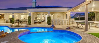 Mirage: Pool, Spa, Slide, and Game Room!