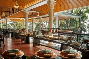 Restaurant - Coorg Wilderness Resort & Spa (Madikeri)
