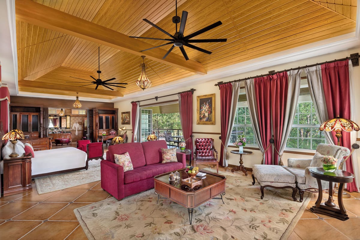 Superior Suite, 1 King Bed, Mountain View (Grand Hill View Suite) | Minibar, in-room safe, iron/ironing board, free WiFi