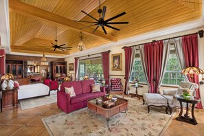 Minibar, in-room safe, iron/ironing board, free WiFi - Coorg Wilderness Resort & Spa (Madikeri)