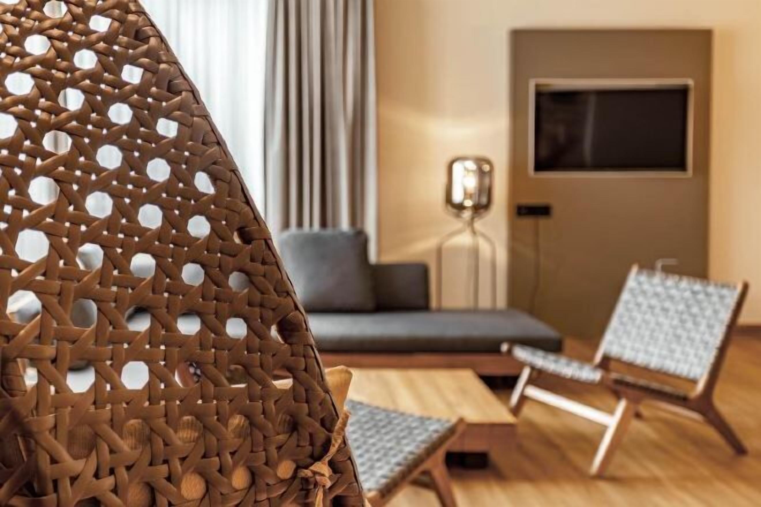 Living area | Flat-screen TV