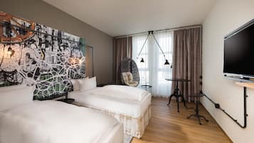 1 bedroom, hypo-allergenic bedding, in-room safe, laptop workspace