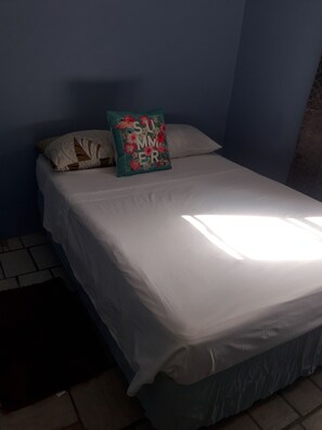 2 bedrooms, iron/ironing board, free WiFi, bed sheets - Cammile's Guesthouse #3<br>2 bedroom Apartment  (Saint Paul)