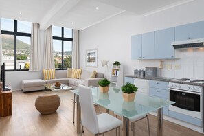 Comfort Apartment | In-room dining