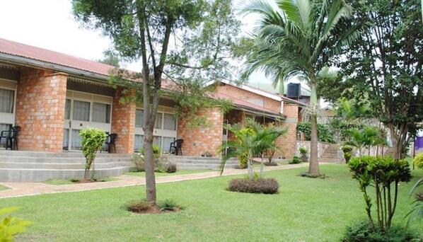 Exterior - Kolping Hotel Hoima (Hoima)