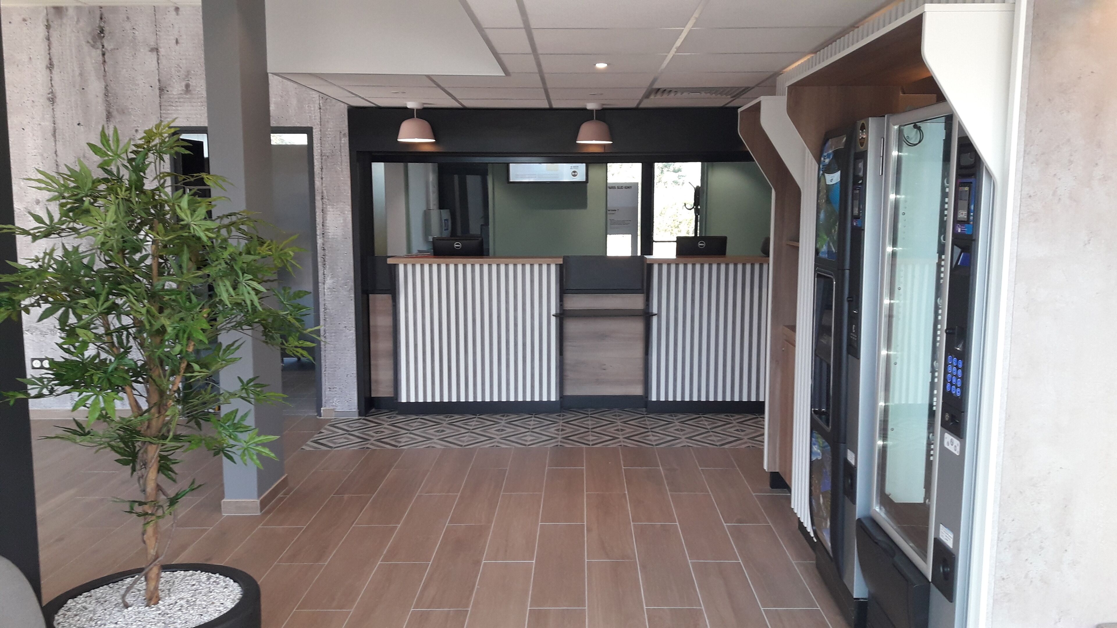 Foto - B&B HOTEL Igny Palaiseau