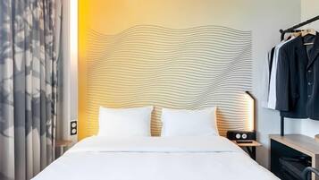 Bureau, chambres insonorisées, fer et planche à repasser, Wi-Fi gratuit