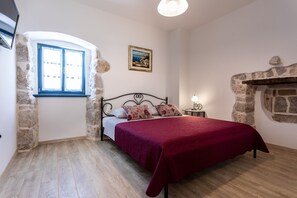 3 Schlafzimmer, Bügeleisen/Bügelbrett, WLAN, Bettwäsche