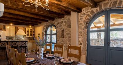 Beautiful Villa Bogovski Dvori**** with a rustic touch on Krk