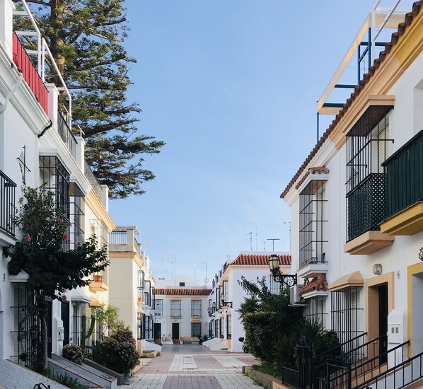 Exterior - Chipiona / terraced house / downtown + beach / 5places / garage / (Cádiz)