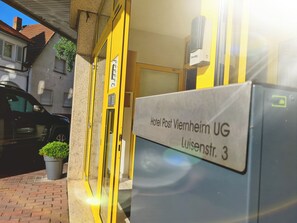 Interior entrance - Hotel Post Viernheim UG (Viernheim)