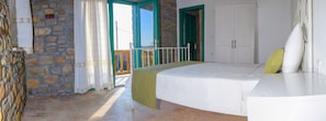 1 bedroom, individually decorated, individually furnished, rollaway beds