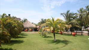 Garden - Cabañitas del Mar by Rotamundos (Coveñas)