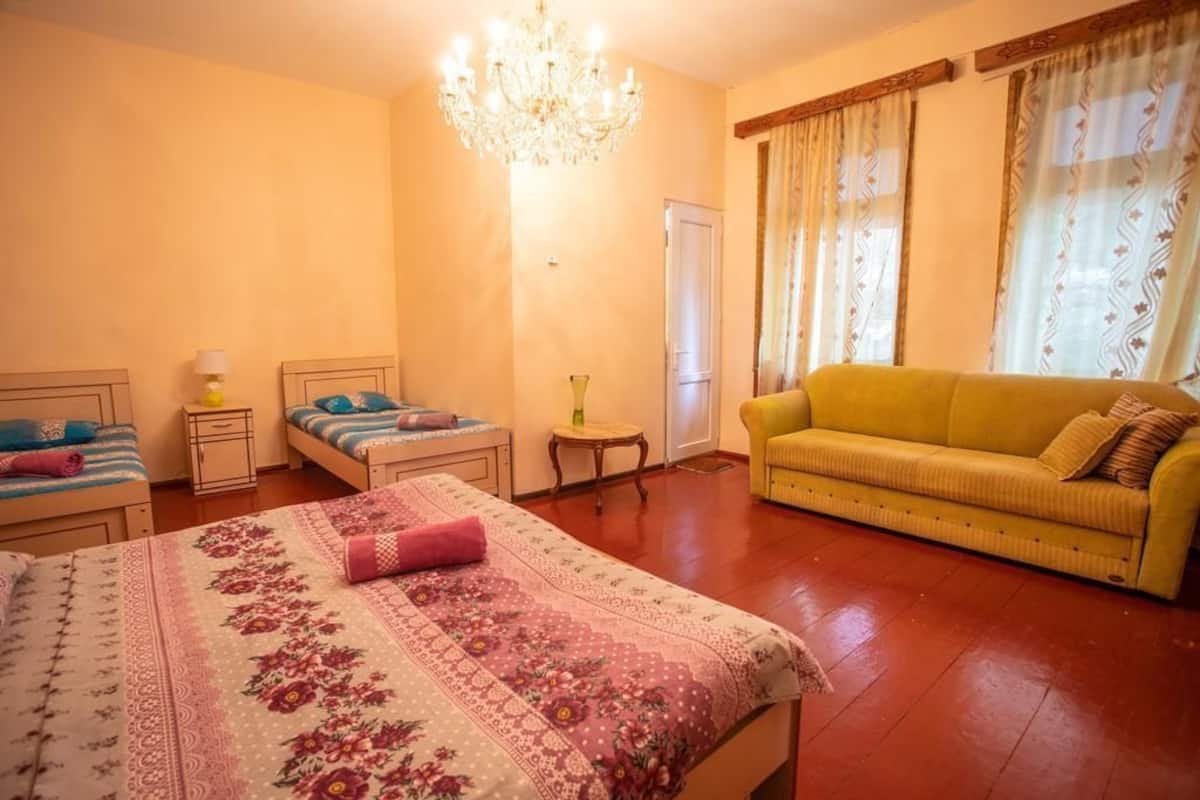 Quadruple Room | Soundproofing, WiFi (free)