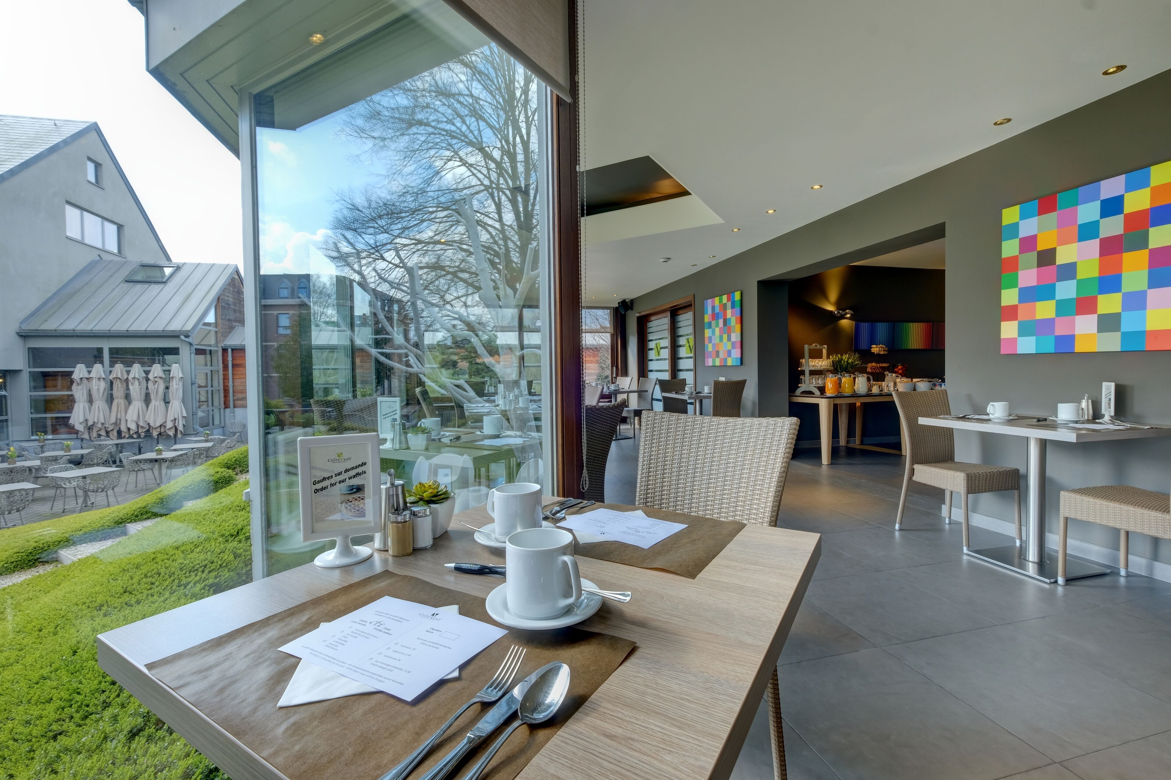 daily buffet breakfast (eur 20 per person)