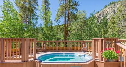 2 Master-sviittiä, king-vuode, päivitetty keittiö, oma pesula, ilmainen WIFI