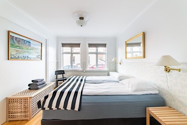 Apartment, 2 Schlafzimmer (First floor) | Verdunkelungsvorhänge, kostenlose Babybetten, kostenloses WLAN