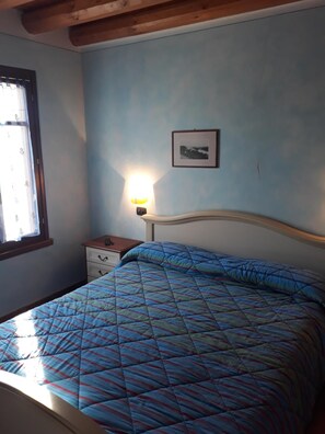 Individuelt dekorert, individuelt innredet og barnesenger (inkludert)