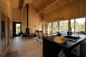 Cabin, 3 Bedrooms | Private kitchen | Full-size fridge, oven, stovetop, dishwasher - Jotunheimen Panorama 1 (Vaga)
