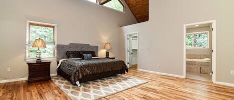 5 habitaciones, tabla de planchar con plancha, wifi y ropa de cama