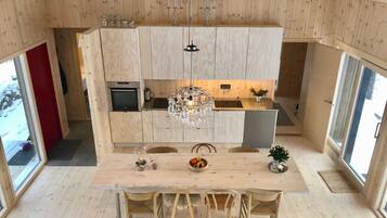 Cabin, 3 Bedrooms | In-room dining