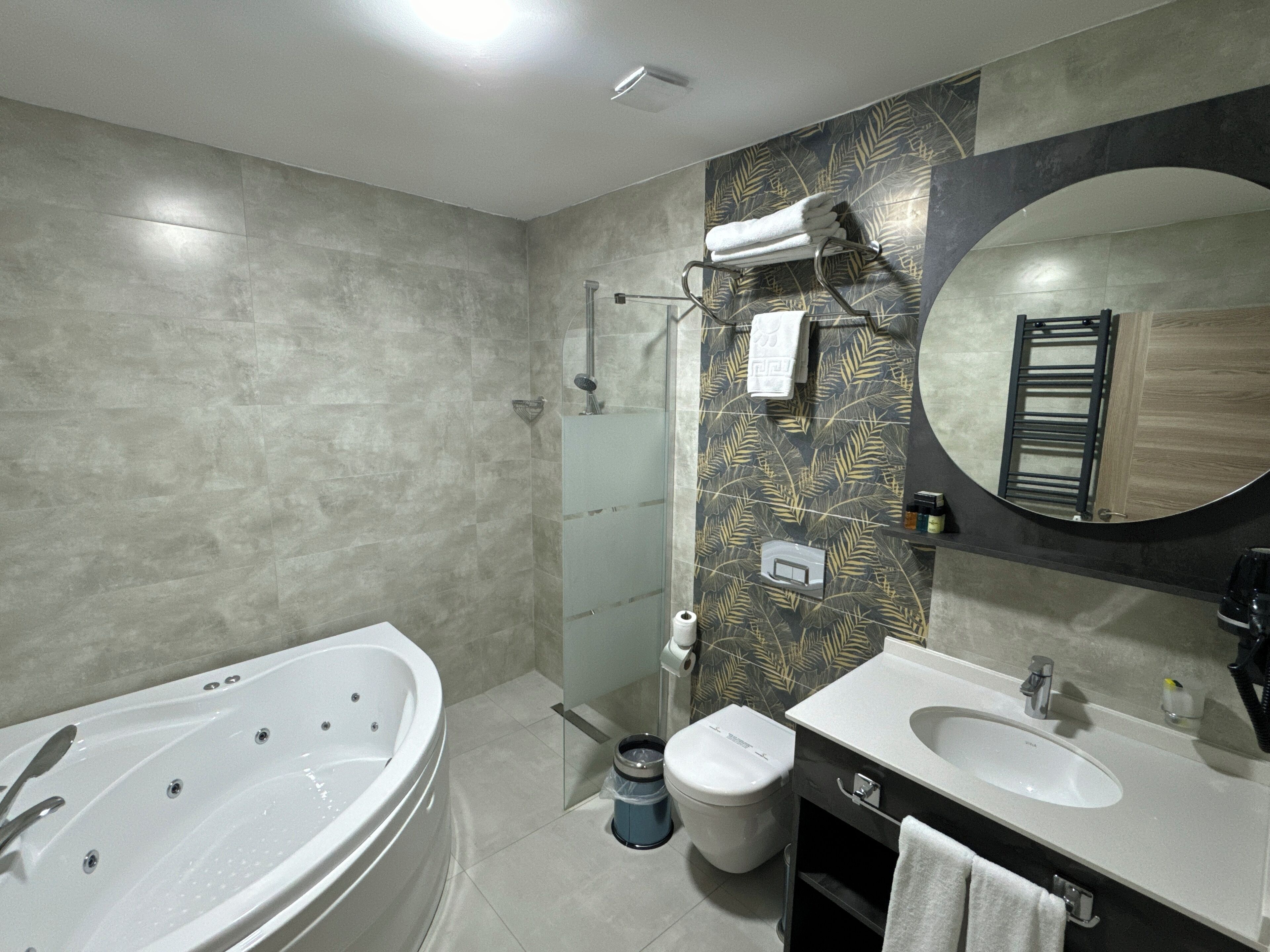 honeymoon double room | bathroom | free toiletries, hair dryer, slippers, towels