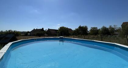 Charming Farmhouse: Private Pool, Fireplace, Garden - Pet-Friendly