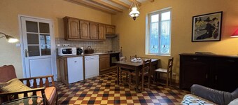 2-bedroom house with enclosed garden in Sologne, pets allowed