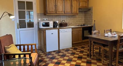 Charming Cottage in Aurouër: Garden, Fireplace, WiFi, Pet-Friendly, Close to Hiking Trails