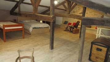 1 bedroom, soundproofing, iron/ironing board, WiFi