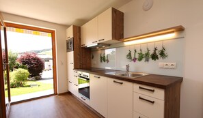 Private kitchen - Hotel Appartement Hochkönig (Ramsau am Dachstein)
