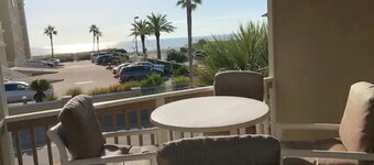 Beachside House with 2 Floors