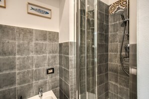 Douche de la salle de bain