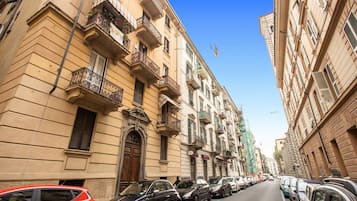 Apartment, 1 Bedroom | Street view