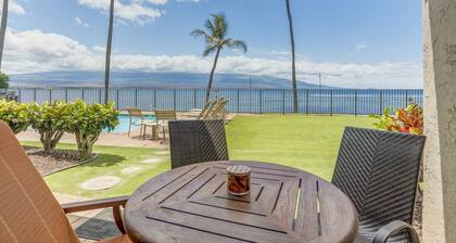 Uninterrupted Ocean views, 70" of Entertainment