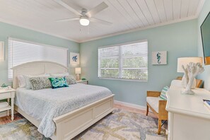 2 bedrooms, iron/ironing board, travel cot, free WiFi