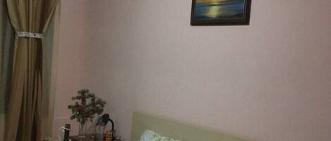 2 多间卧室、熨斗/熨衣板、上网接入