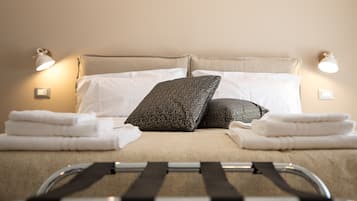 1 bedroom, hypo-allergenic bedding, down duvets, memory-foam beds