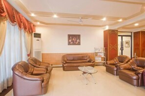 Living area - Hotel Sea View (Nagercoil)
